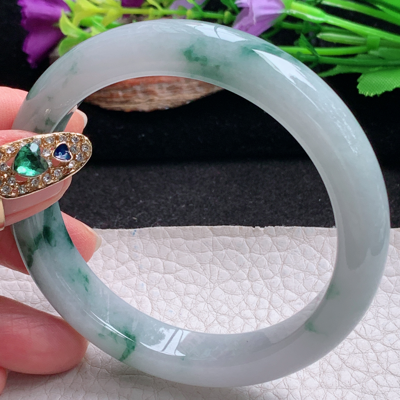 js实拍58*11.8*8.8平安镯 天然翡翠a货手镯冰飘花正圈玉镯子