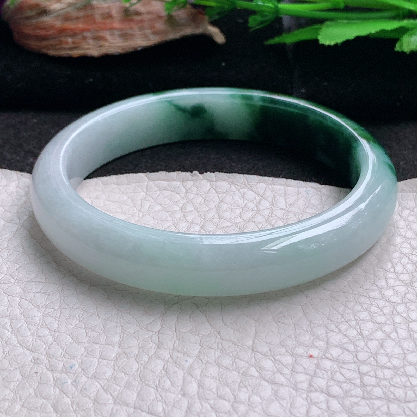 js大圈口60*12*7.7招财镯 天然翡翠a货手镯辣色半山半水正圈玉镯子