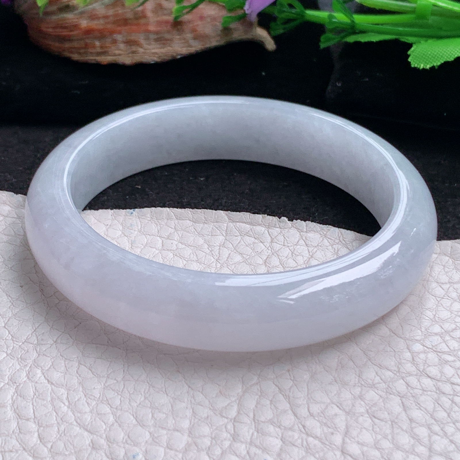 ee实拍57*13.3*8.5平安镯 天然翡翠a货手镯水润白月光正圈玉镯子