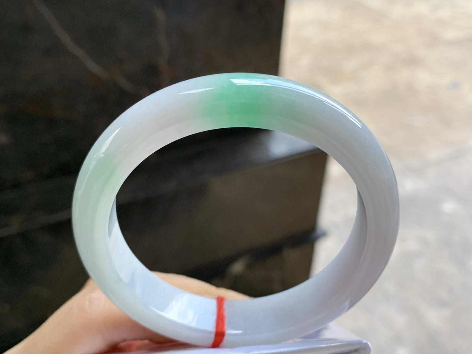 57-12.5-8.5

飘绿手镯^_^清新