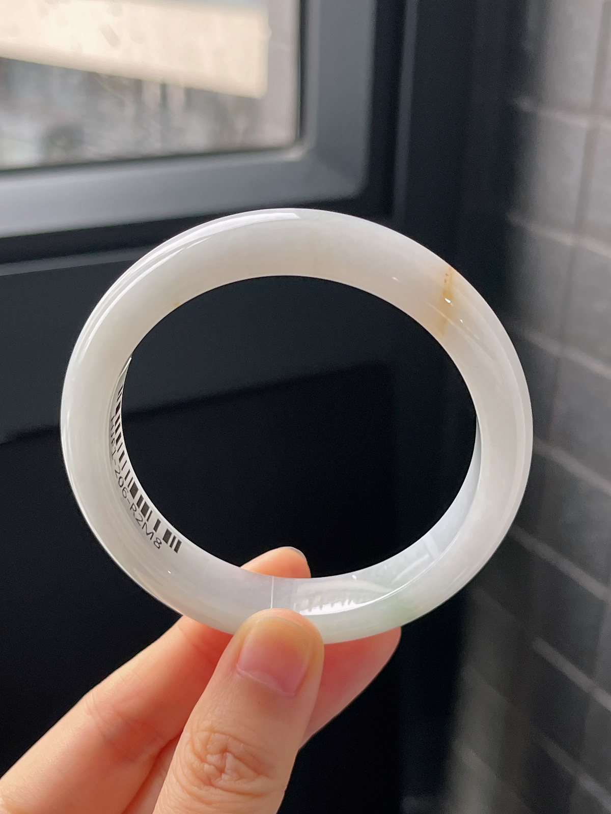 正圈56圈口，翡翠糯化种白色手镯