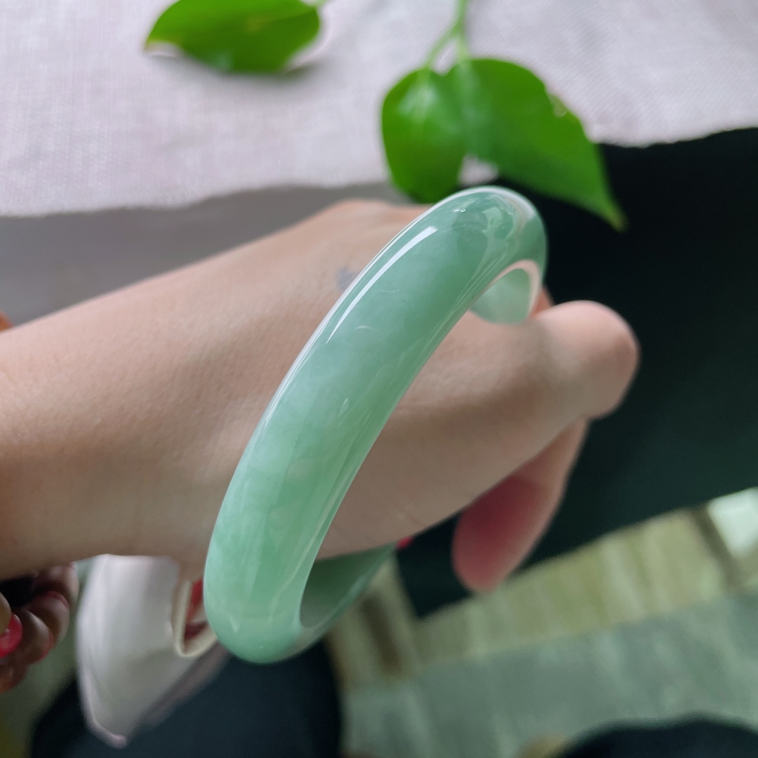 58/12/8.6，绿底正圈，料子细腻，水润，青青子衿悠悠我心。棉线，ss47927a