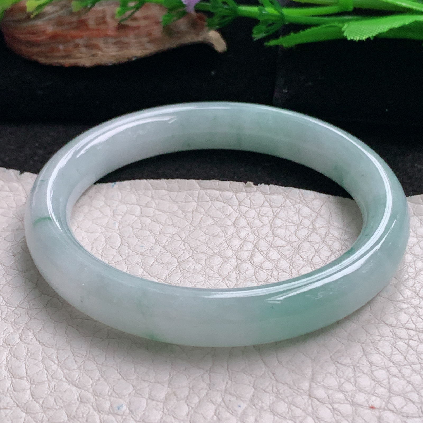 hh实拍557*10.6*8.8圆扁镯 天然翡翠a货手镯冰飘花正圈玉镯子