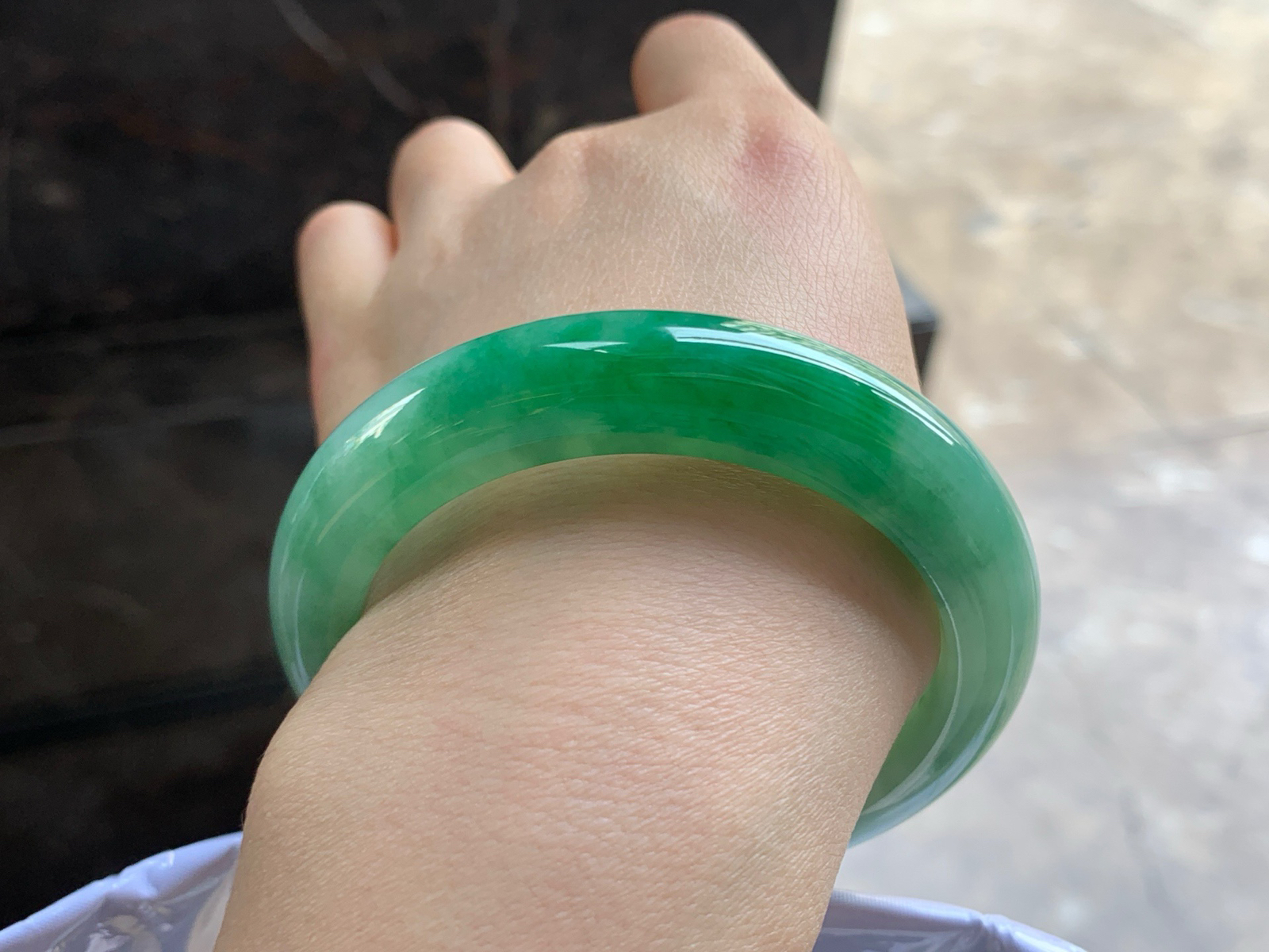 55-12.9-9.5

辣绿色手镯^_^鲜艳