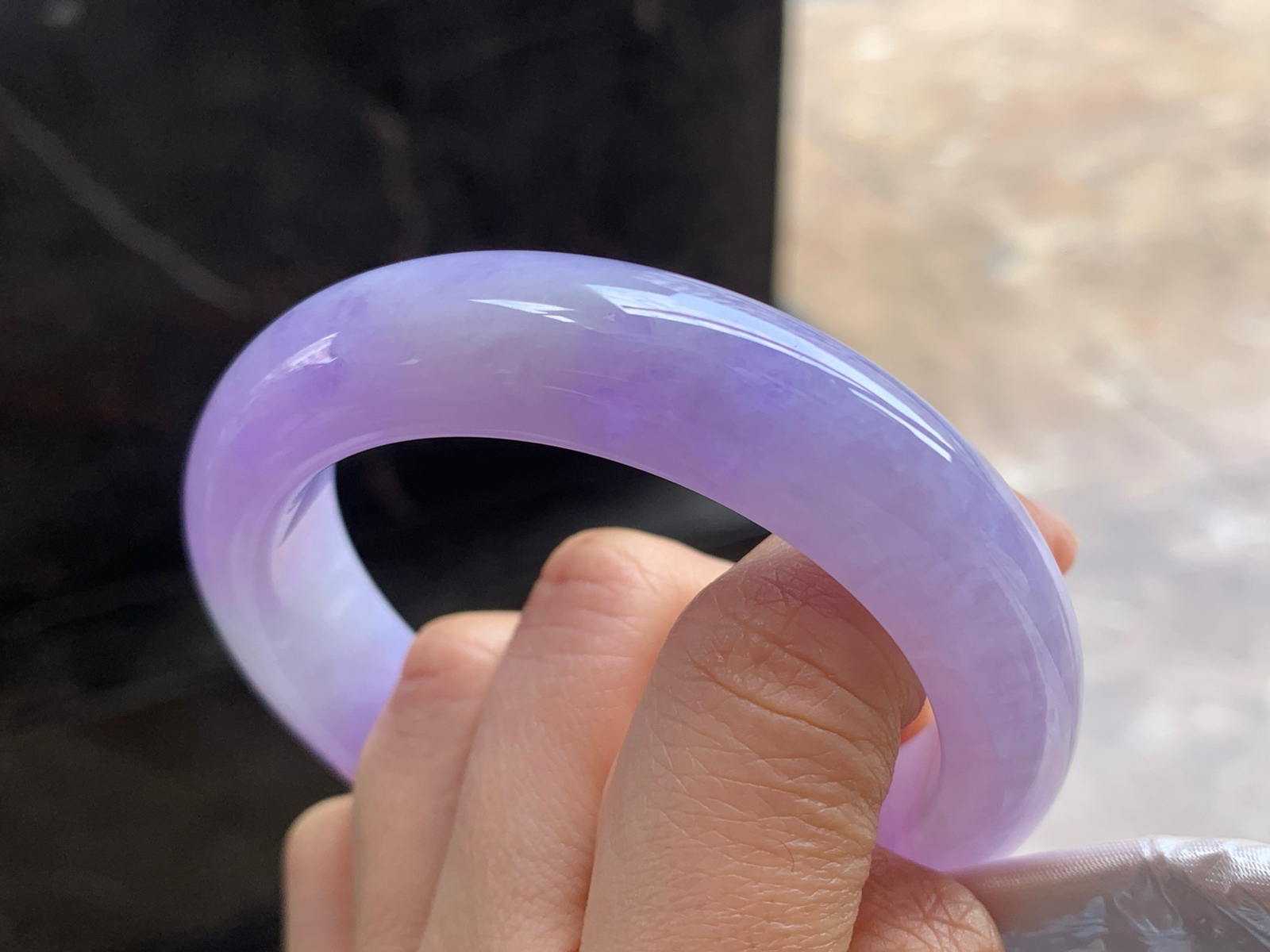 54.5-13.6-9.5mm

紫罗兰手镯^_^颜色鲜艳