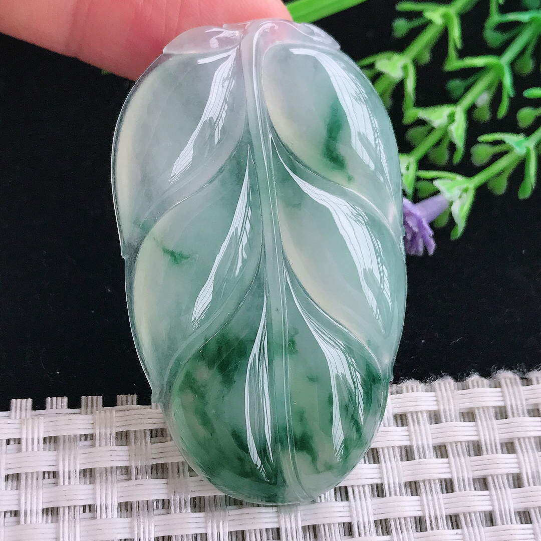实拍A货翡翠54.8/33.5/6.2老坑冰润果冻胶冰飘花大叶子吊坠翡翠玉挂件