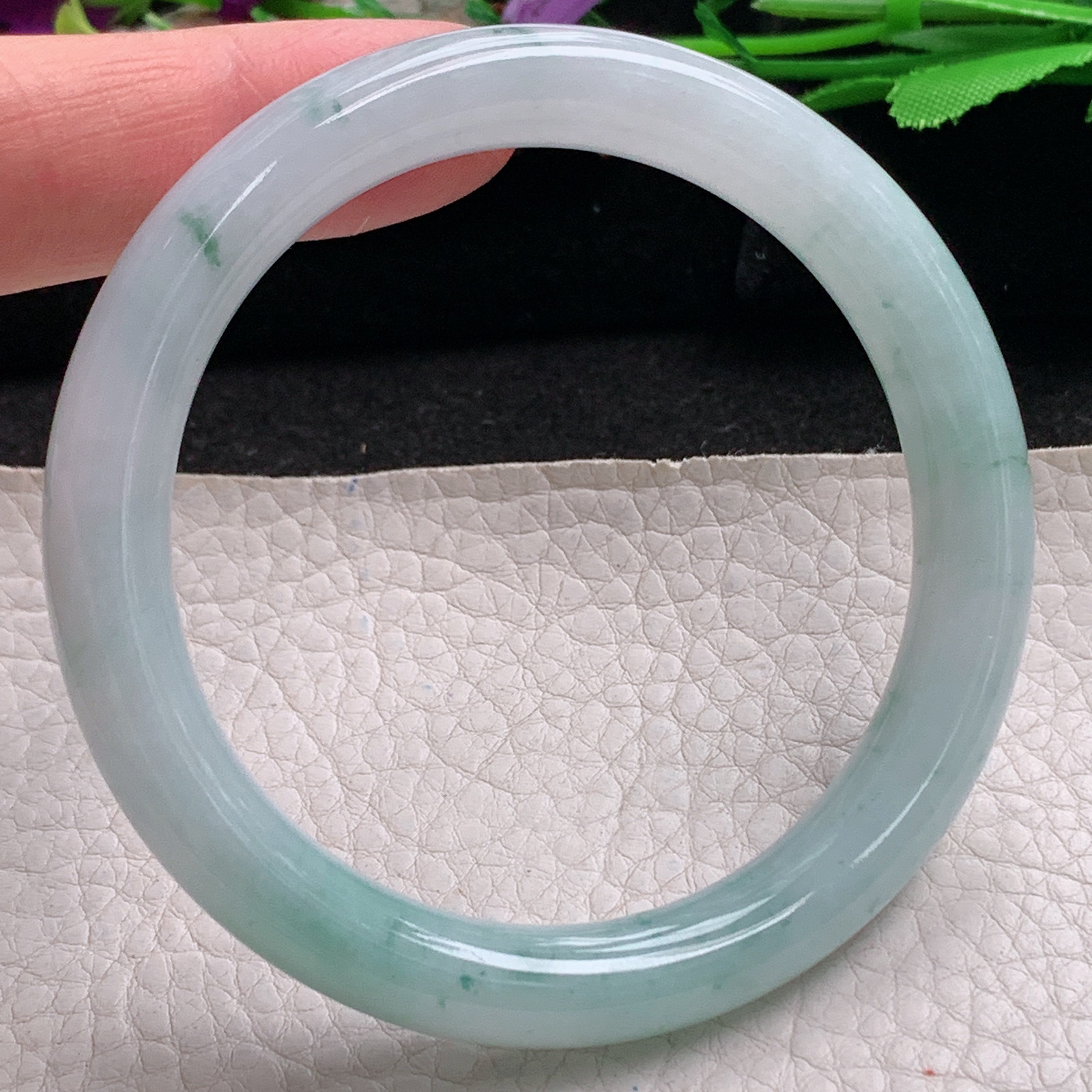 hh实拍557*10.6*8.8圆扁镯 天然翡翠a货手镯冰飘花正圈玉镯子