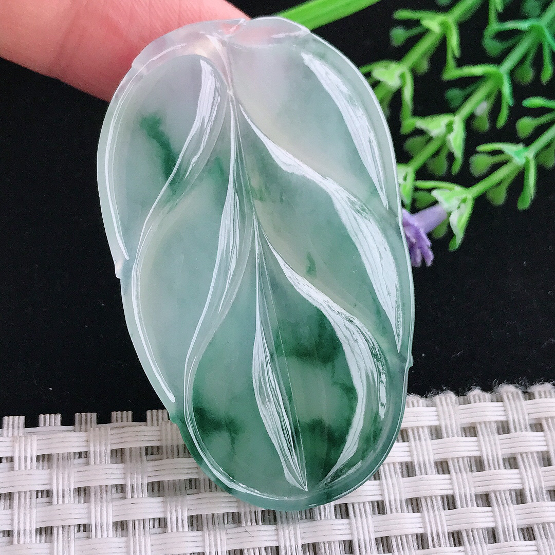 实拍A货翡翠54.8/33.5/6.2老坑冰润果冻胶冰飘花大叶子吊坠翡翠玉挂件