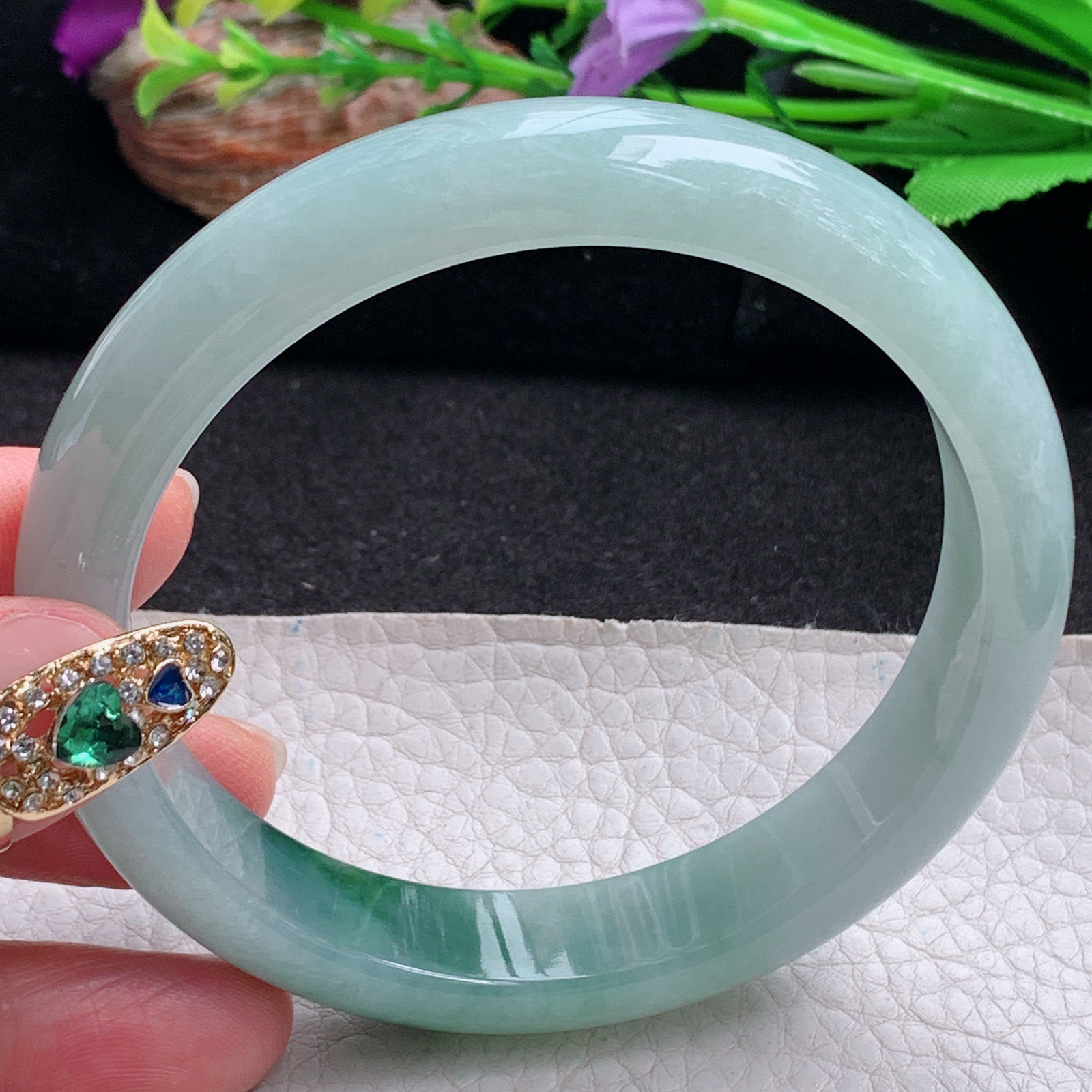 yh大圈口63*13.3*8平安镯 天然翡翠a货手镯冰飘花正圈大气玉镯子