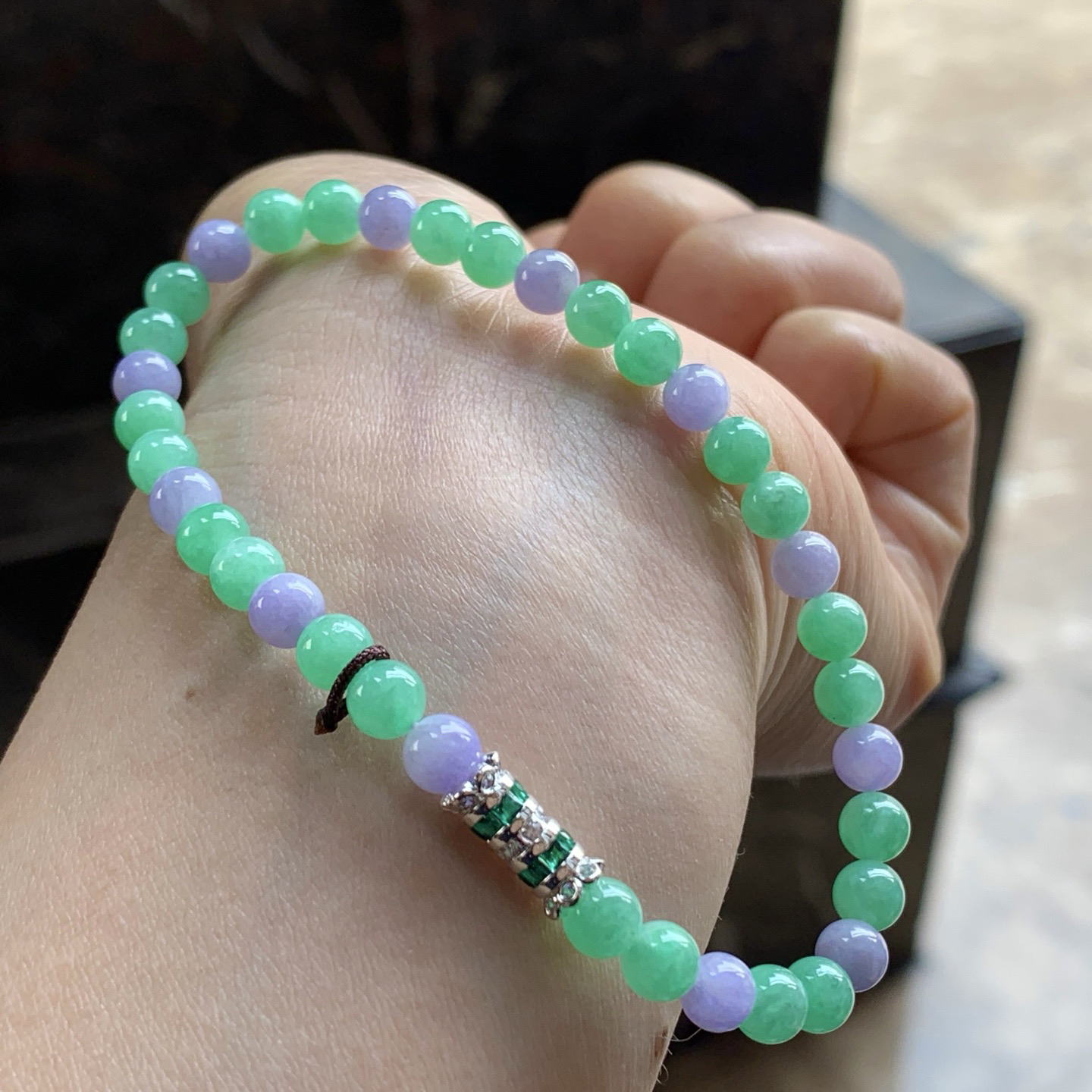 春带彩手串^_^鲜艳