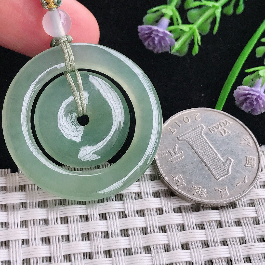 实拍A货翡翠35/3.9老坑冰胶水灵冰晴绿母子扣吊坠翡翠玉挂件