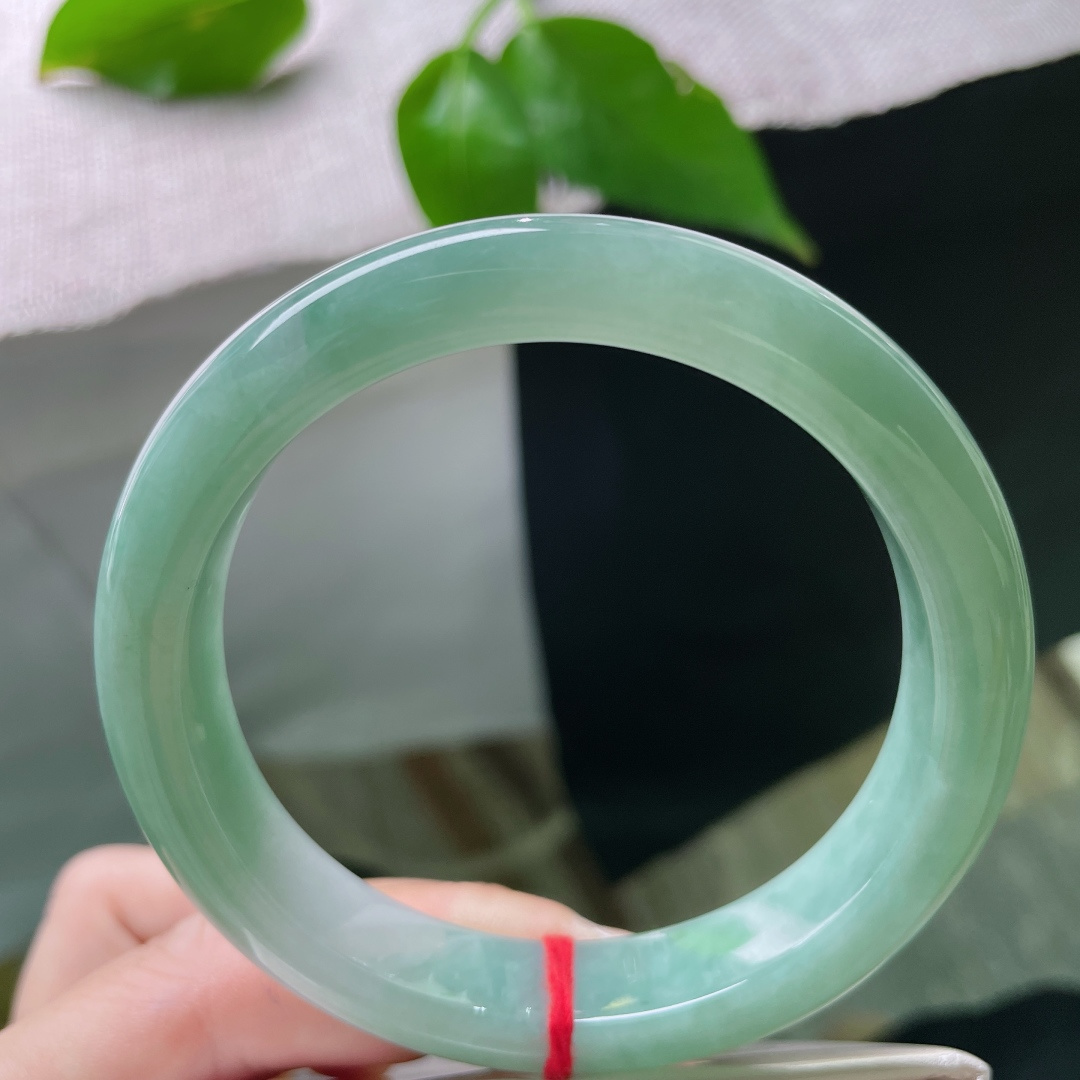 58/12/8.6，绿底正圈，料子细腻，水润，青青子衿悠悠我心。棉线，ss47927a