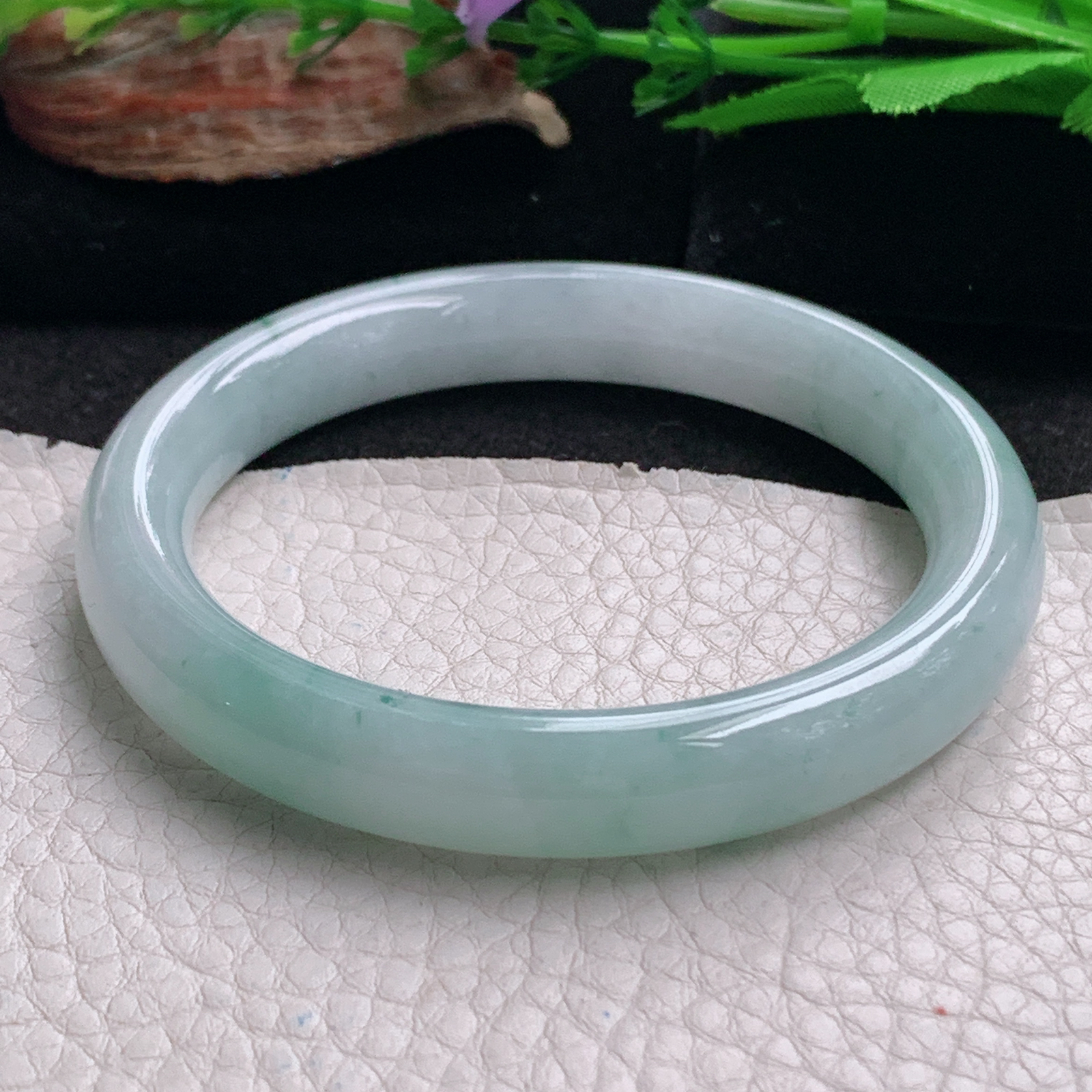 hh实拍557*10.6*8.8圆扁镯 天然翡翠a货手镯冰飘花正圈玉镯子