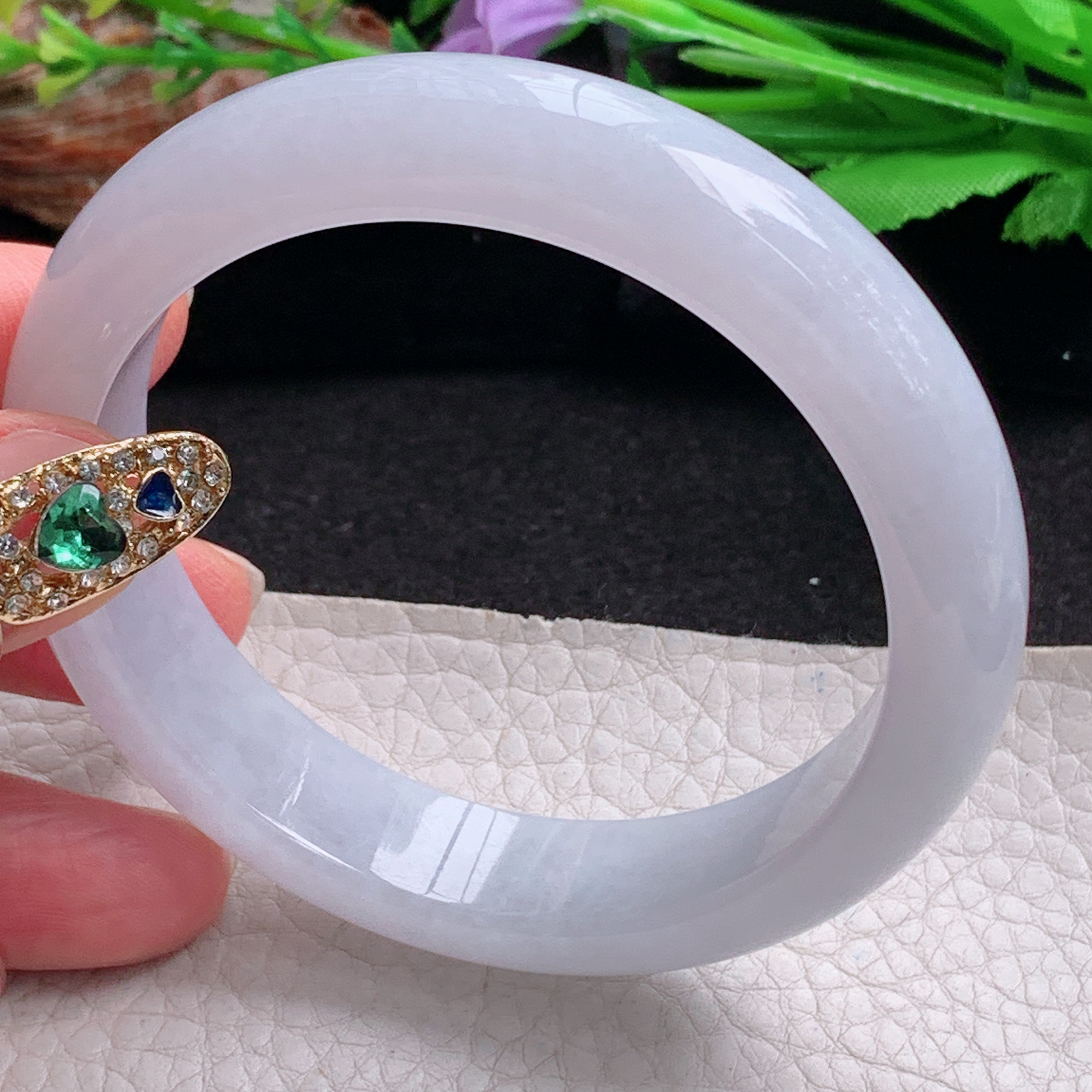 ee实拍57*13.3*8.5平安镯 天然翡翠a货手镯水润白月光正圈玉镯子