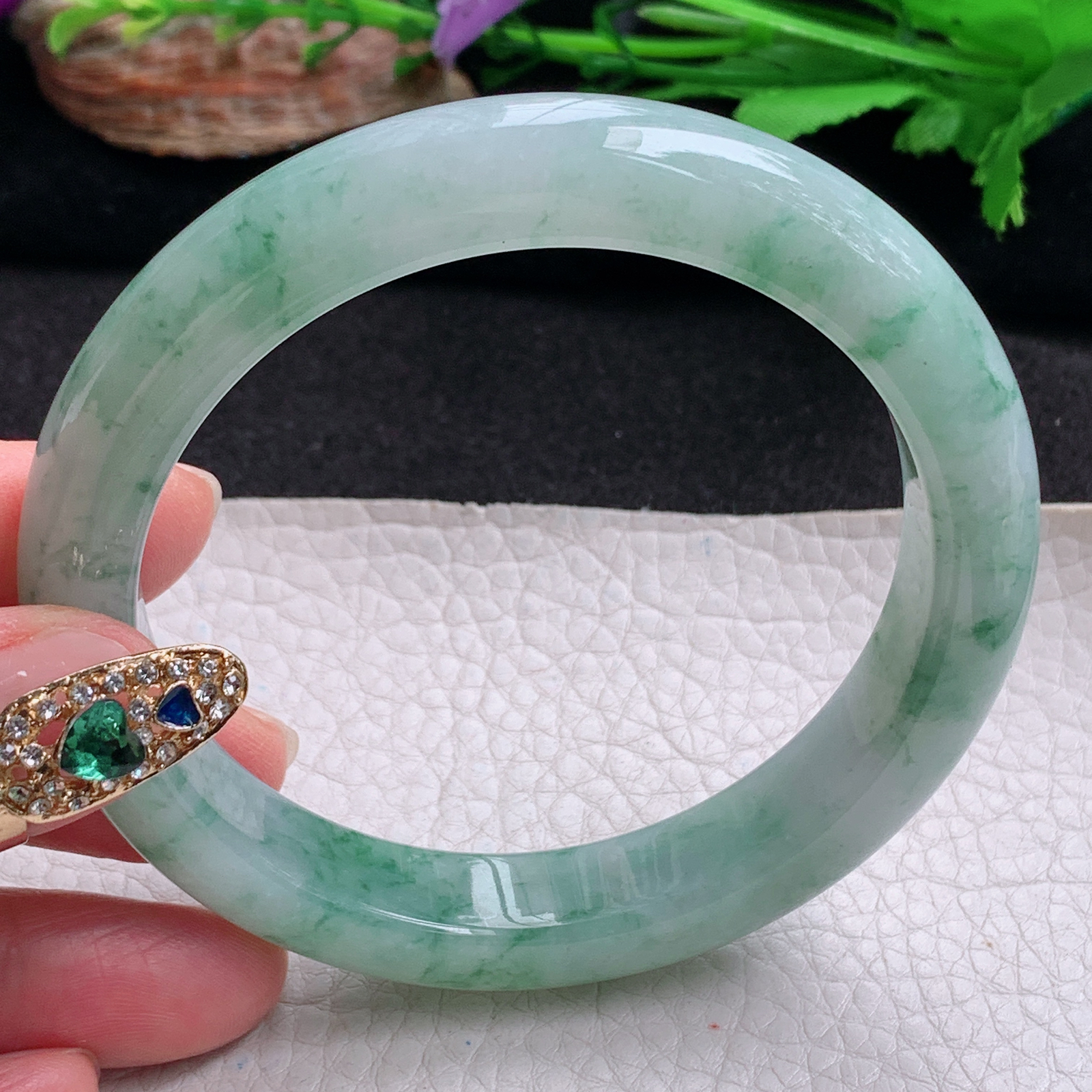 yh大圈口61.5*12*9.6平安镯 天然翡翠a货手镯冰飘花正圈玉镯子