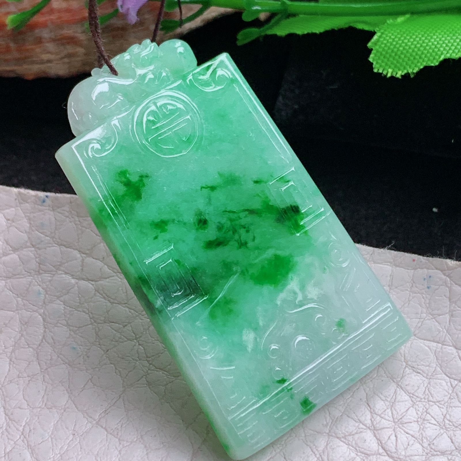 ktj实拍49.3*28.3*5.8天然缅甸翡翠飘阳绿平安无事牌吊坠四六牌男款素牌