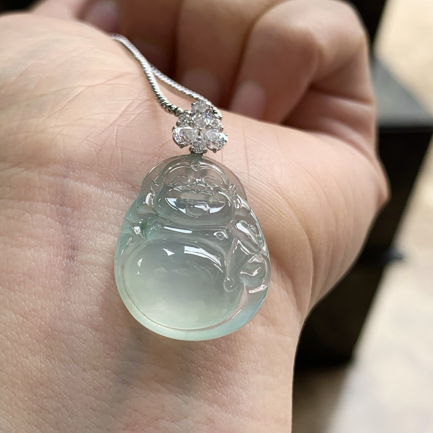 金扣冰种宝宝佛^_^清新冰透尺寸22-18-8mm