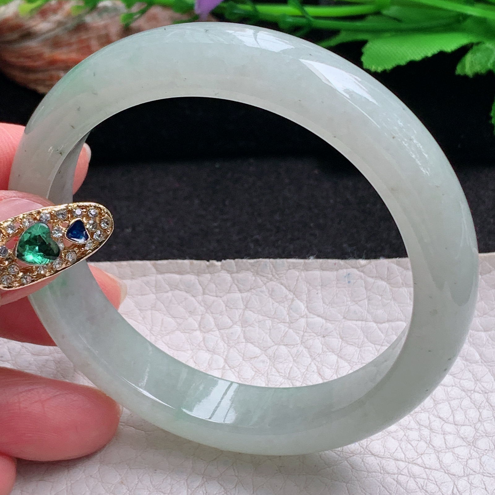 ll实拍55.5*12.2*8.5平安镯 天然翡翠a货手镯胶感飘绿正圈玉镯子