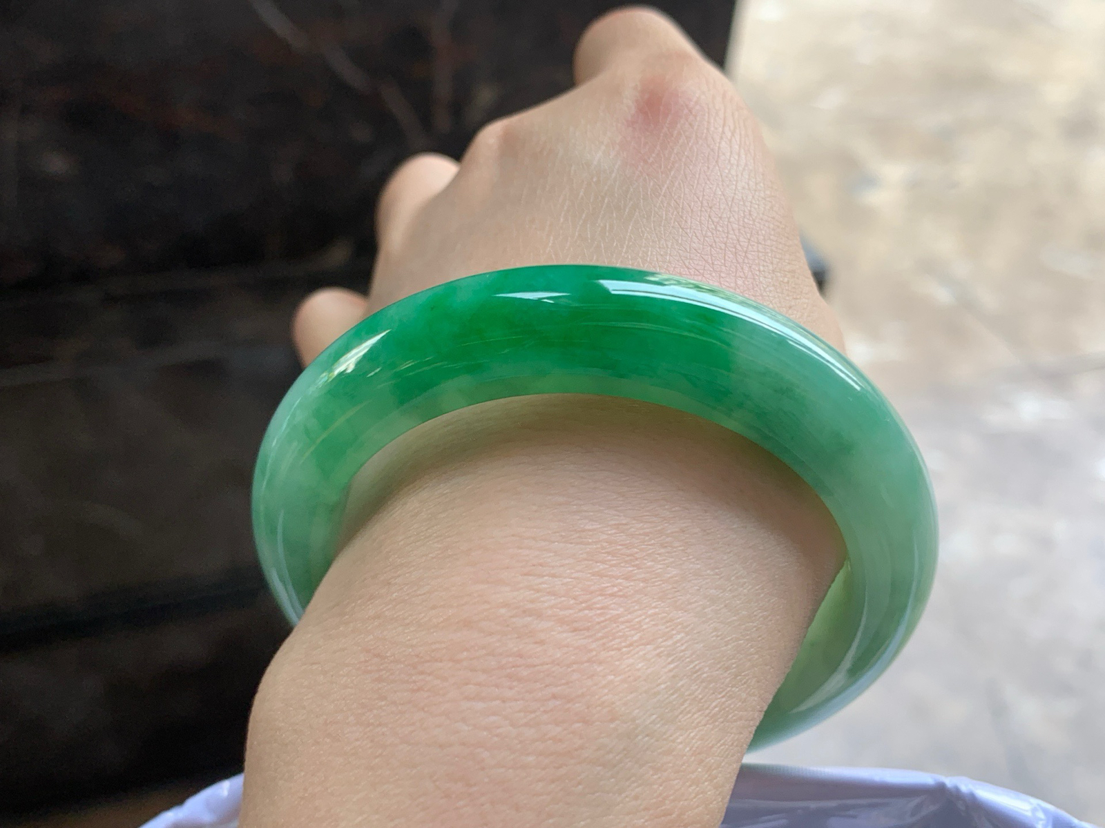 55-12.9-9.5

辣绿色手镯^_^鲜艳