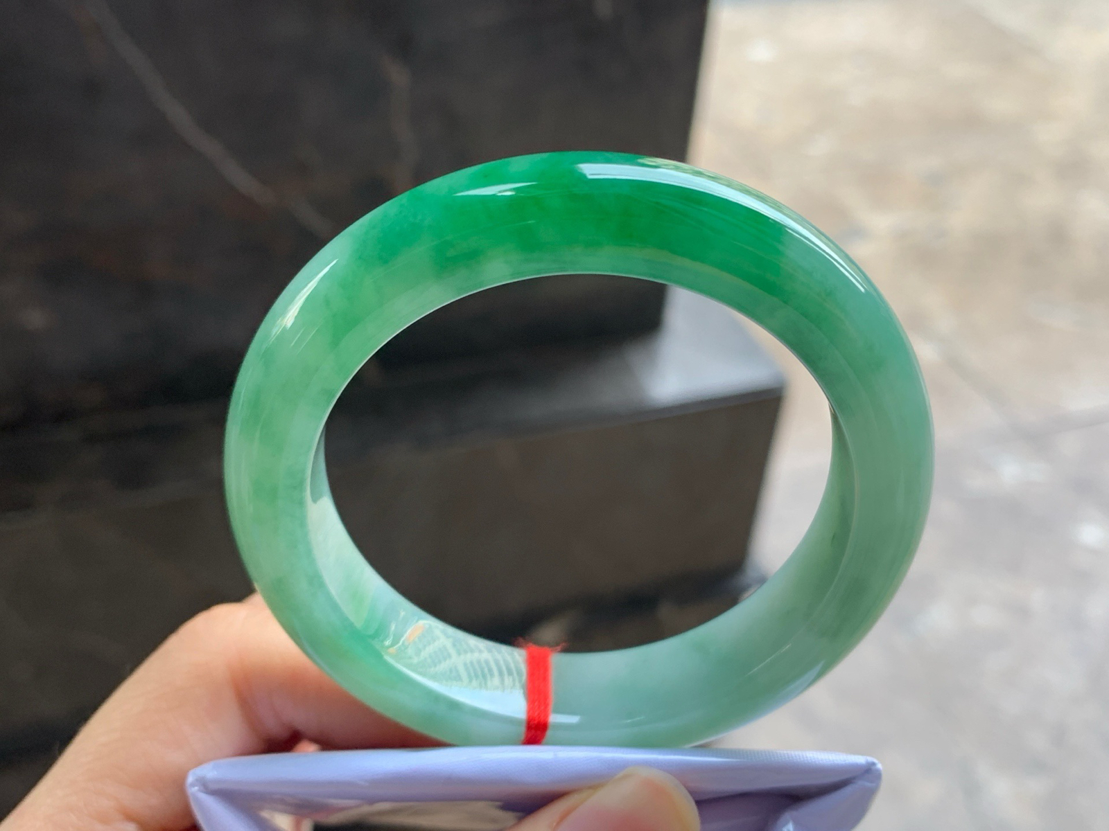 55-12.9-9.5

辣绿色手镯^_^鲜艳