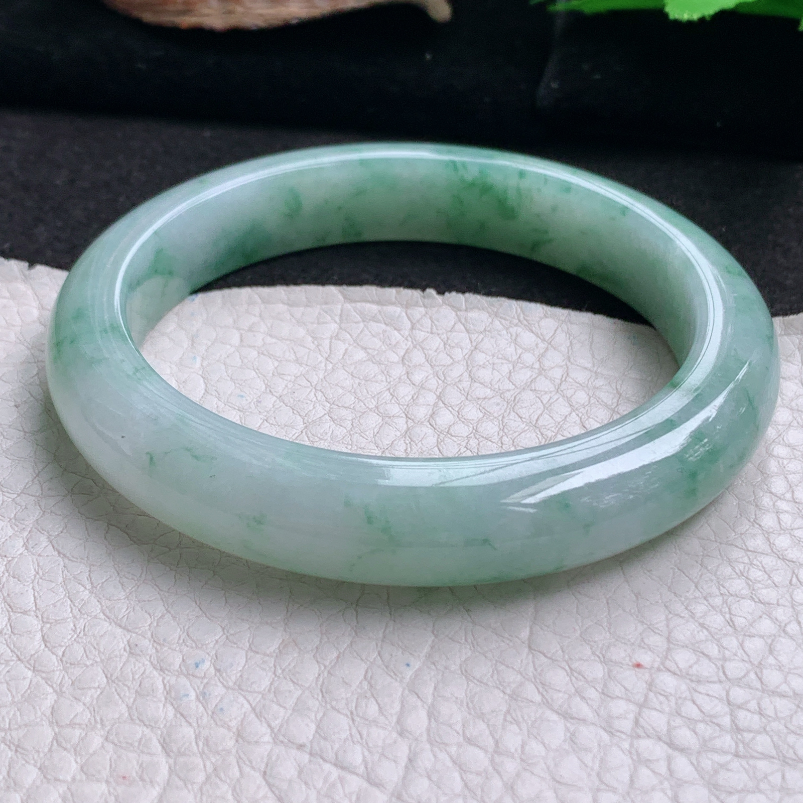 yh大圈口61.5*12*9.6平安镯 天然翡翠a货手镯冰飘花正圈玉镯子