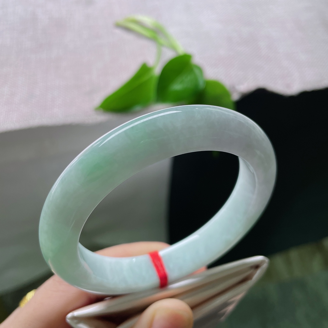 56.2/11.5/9.4淡春彩正圈，水润细腻，淡雅清新，甜美，ss49945a