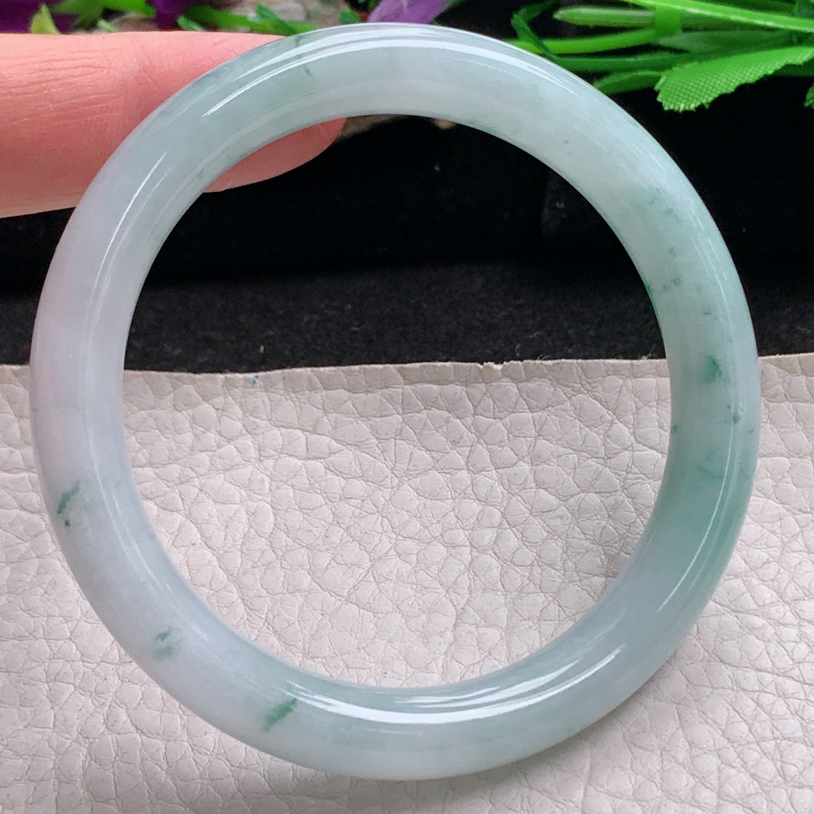 hh实拍557*10.6*8.8圆扁镯 天然翡翠a货手镯冰飘花正圈玉镯子