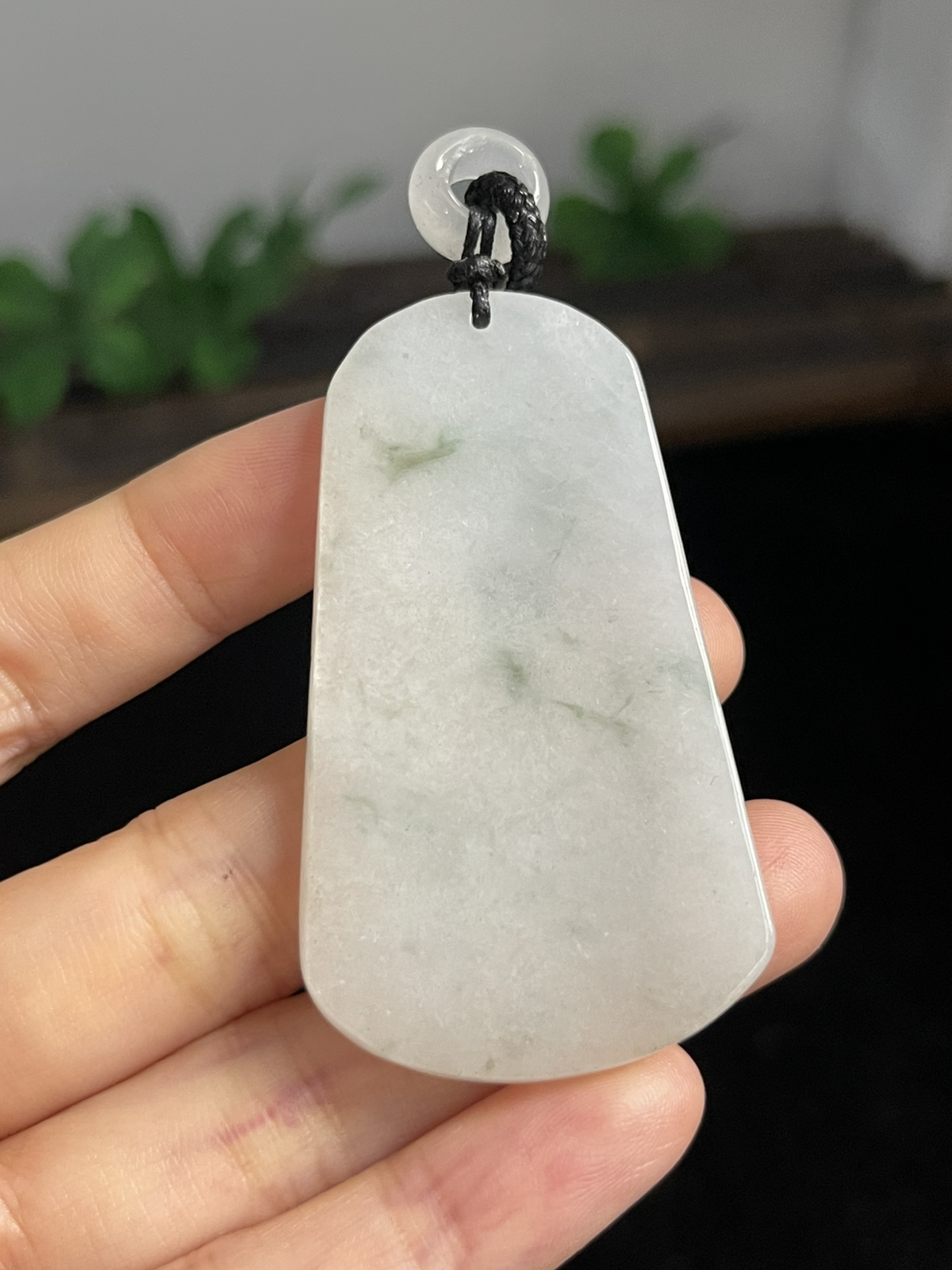 翡翠山水，配珠未测