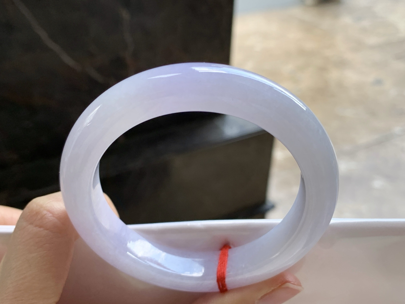 56-12-9.5

淡紫手镯^_^玉质温润