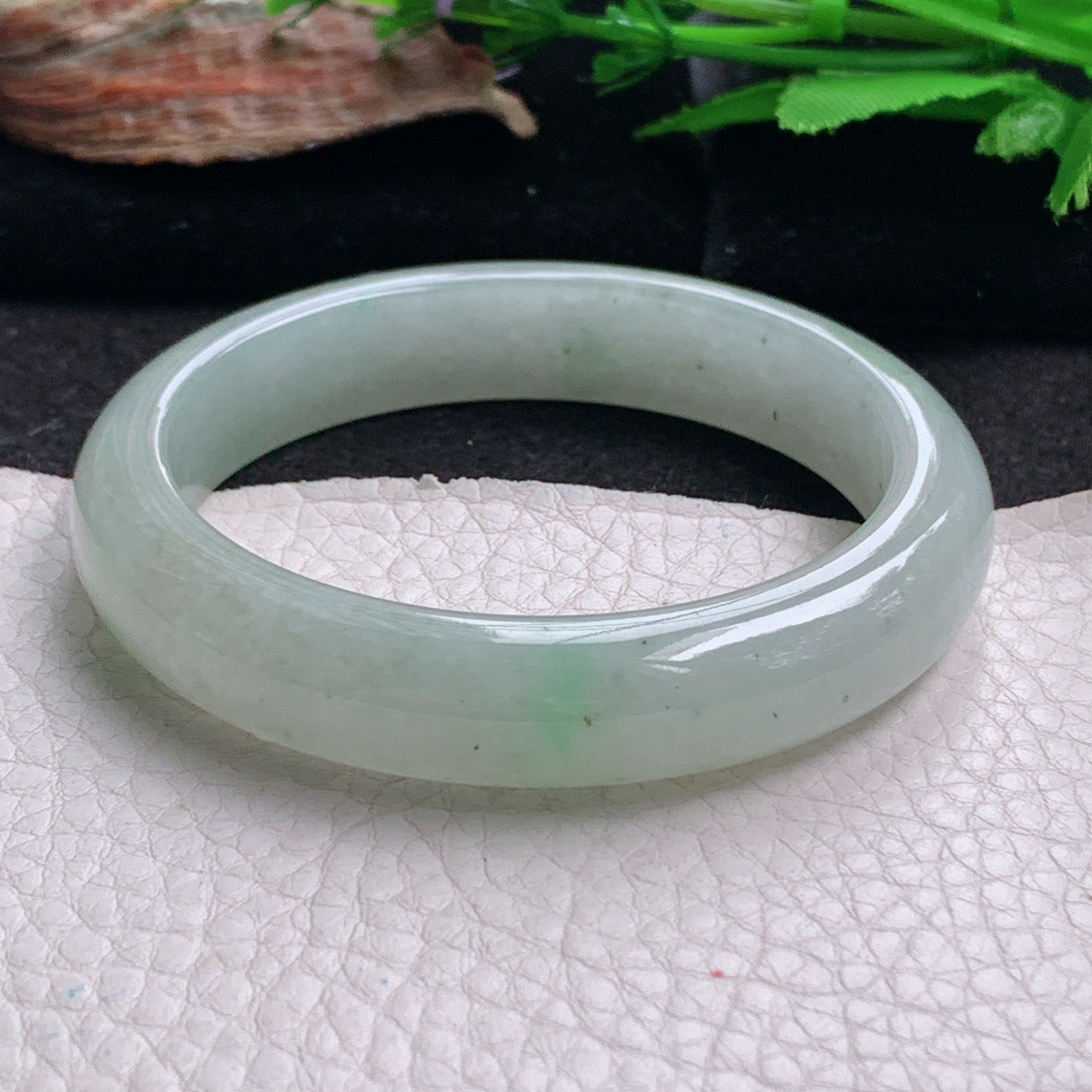 ll实拍55.5*12.2*8.5平安镯 天然翡翠a货手镯胶感飘绿正圈玉镯子