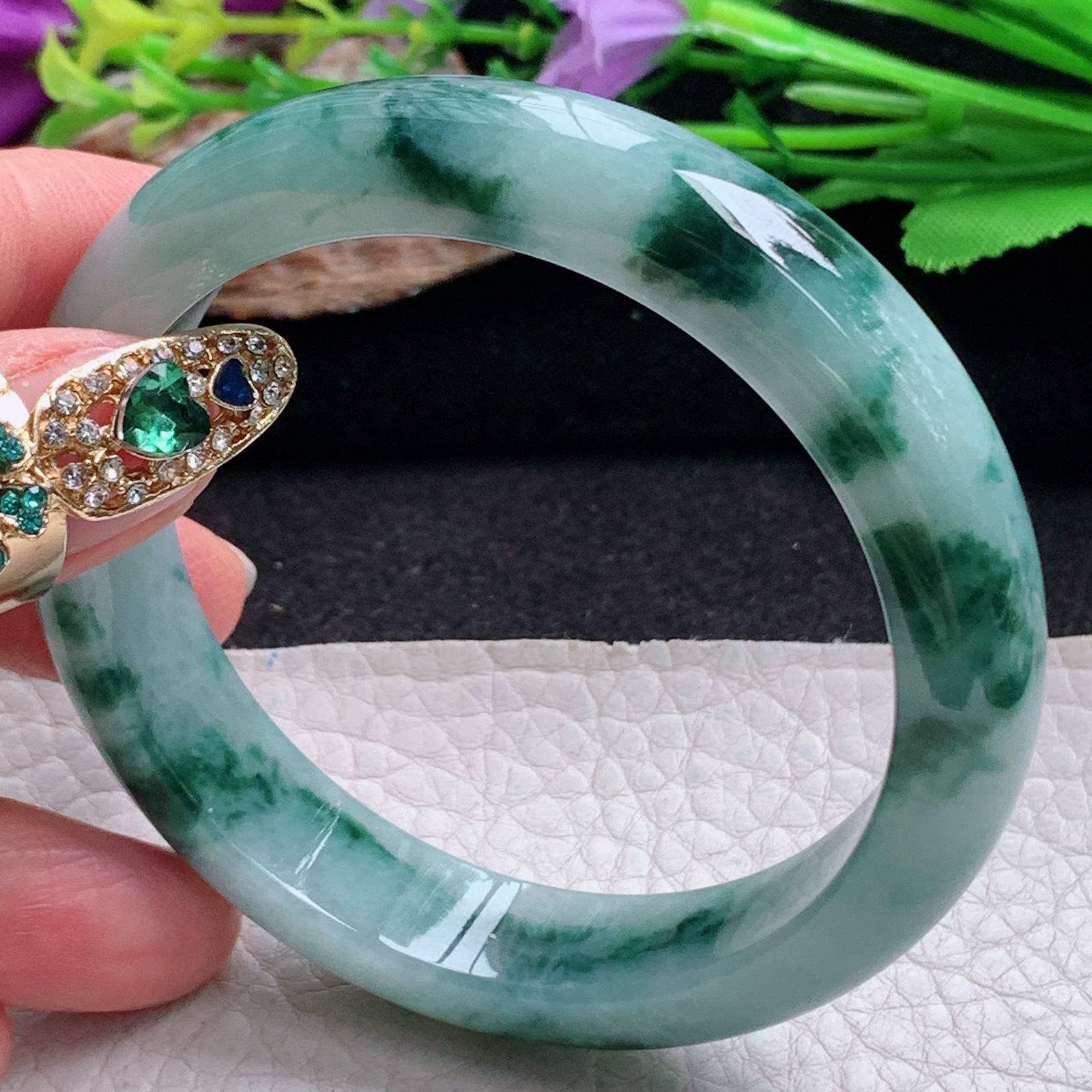 js实拍56.5*12*8平安镯 天然翡翠a货手镯冰飘花灵动正圈玉镯子