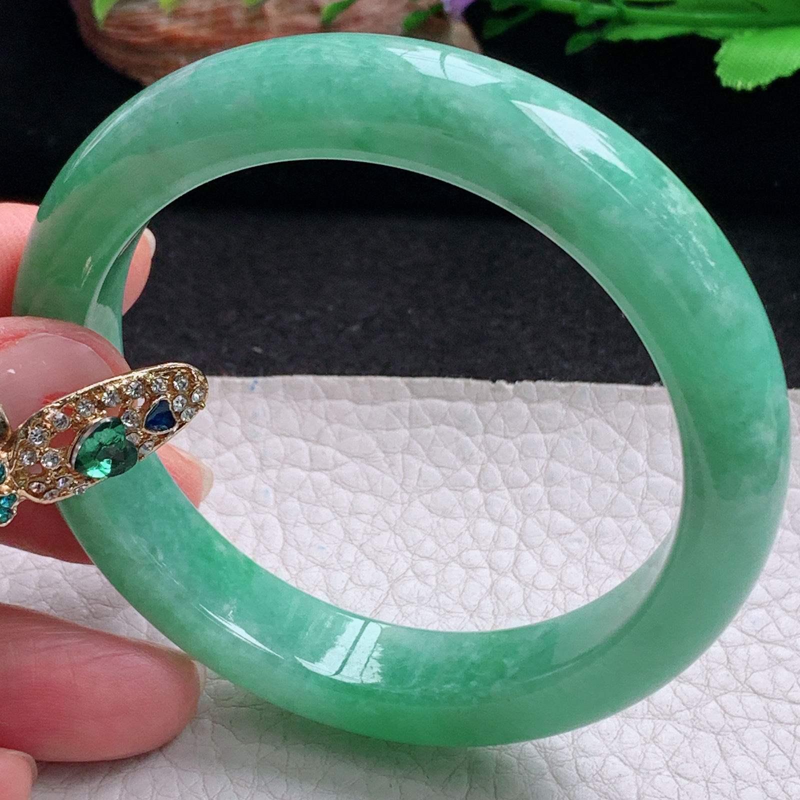 yh实拍56.5*12*8.8平安镯 天然翡翠a货手镯满绿正圈玉镯子