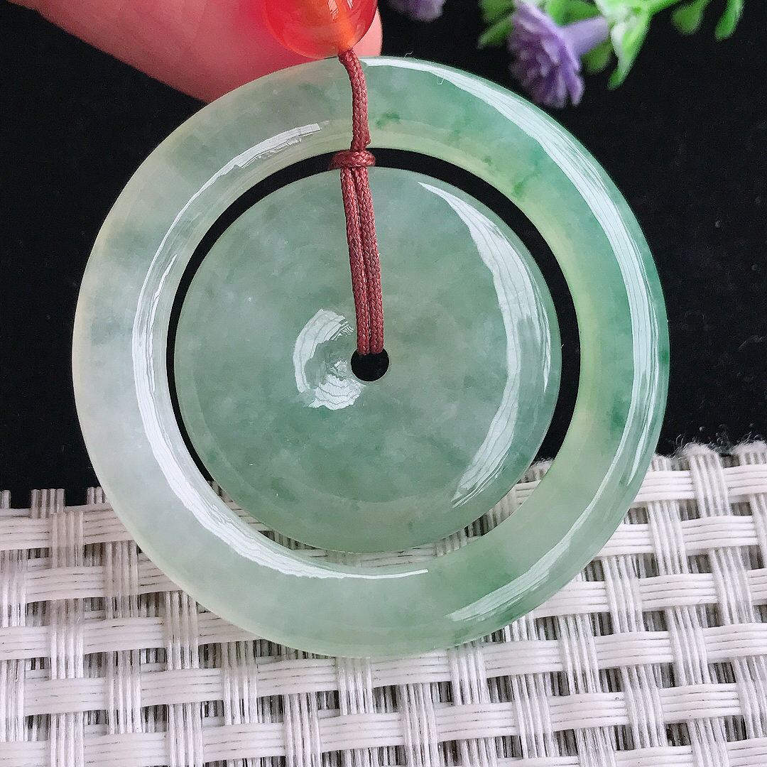 实拍A货翡翠43.3/5.2老坑冰润起胶冰晴绿母子扣吊坠翡翠玉挂件