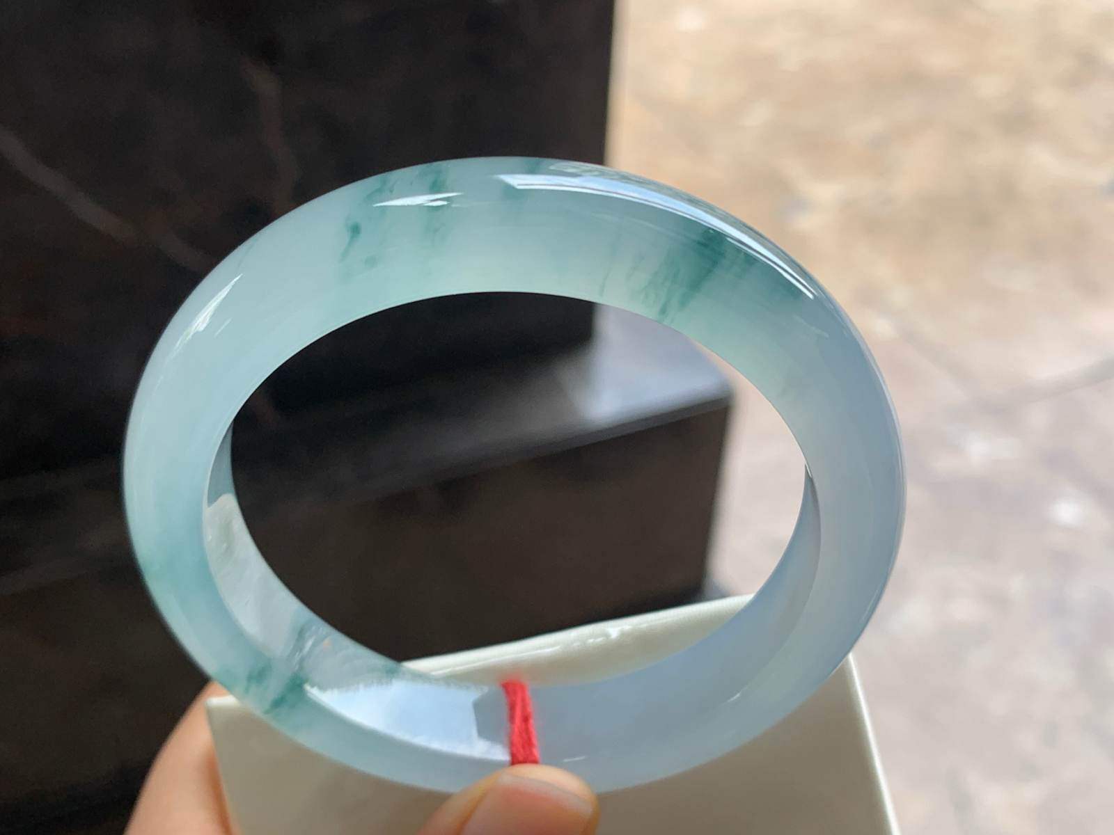 57.5-12.5-9mm

蓝花手镯^_^水润