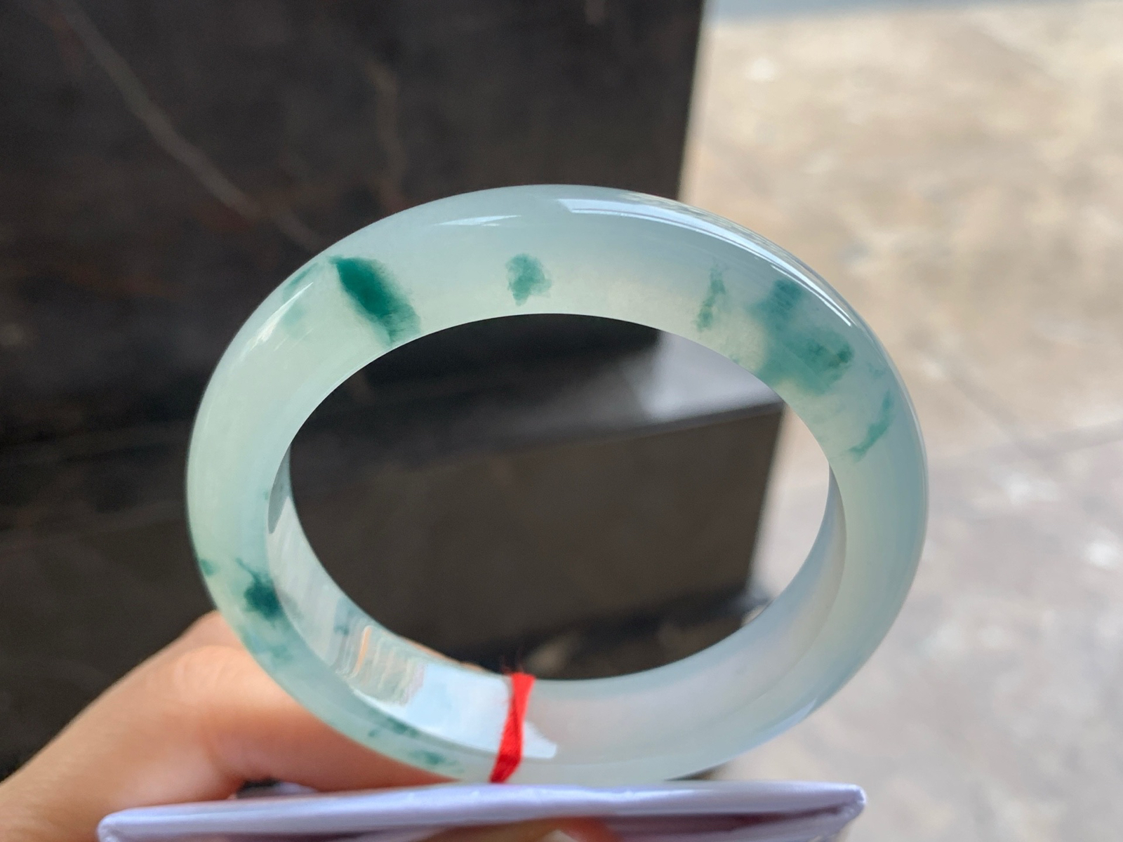 56.5-12.9-8.8

冰飘花手镯^_^飘花灵韵