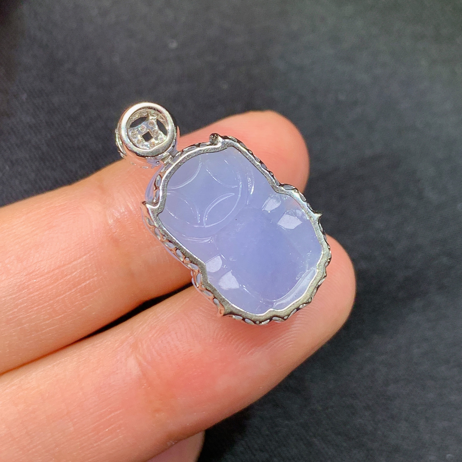 紫罗兰貔貅吊坠，18k金镶嵌，温润细腻，颜色鲜艳 Zha 尺寸24.9*14*8.9