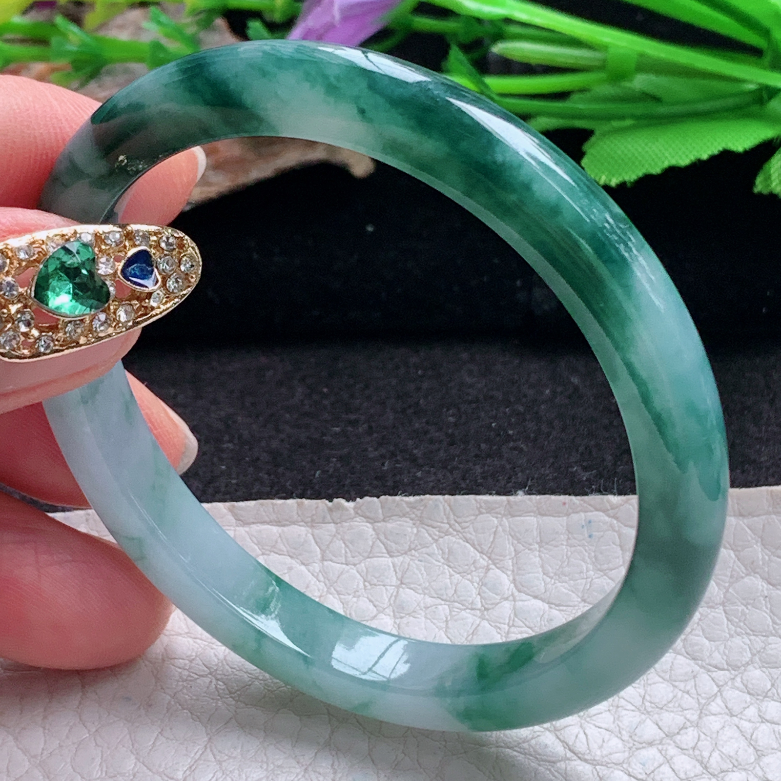 js小圈口53*46.3*8*6.4贵妃镯 天然翡翠a货手镯冰飘花秀气蛋形玉镯子