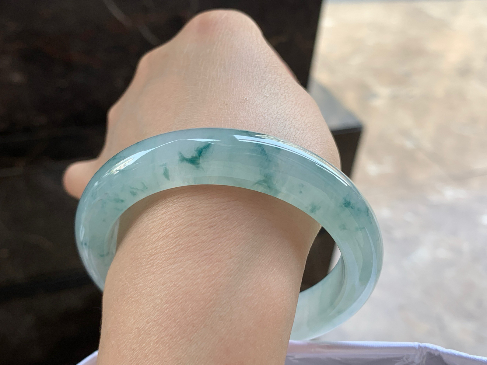 56.5-12.2-9.2

蓝花手镯^_^飘花灵韵清新