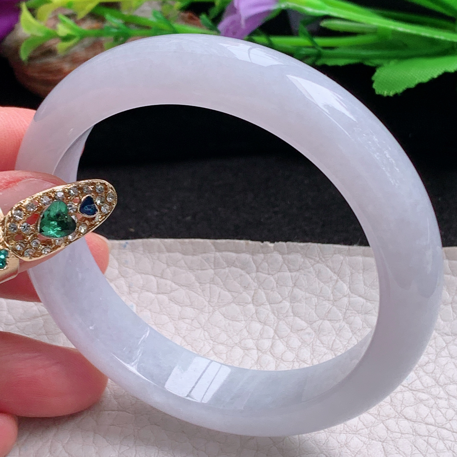 ee实拍57*13.3*8.5平安镯 天然翡翠a货手镯水润白月光正圈玉镯子