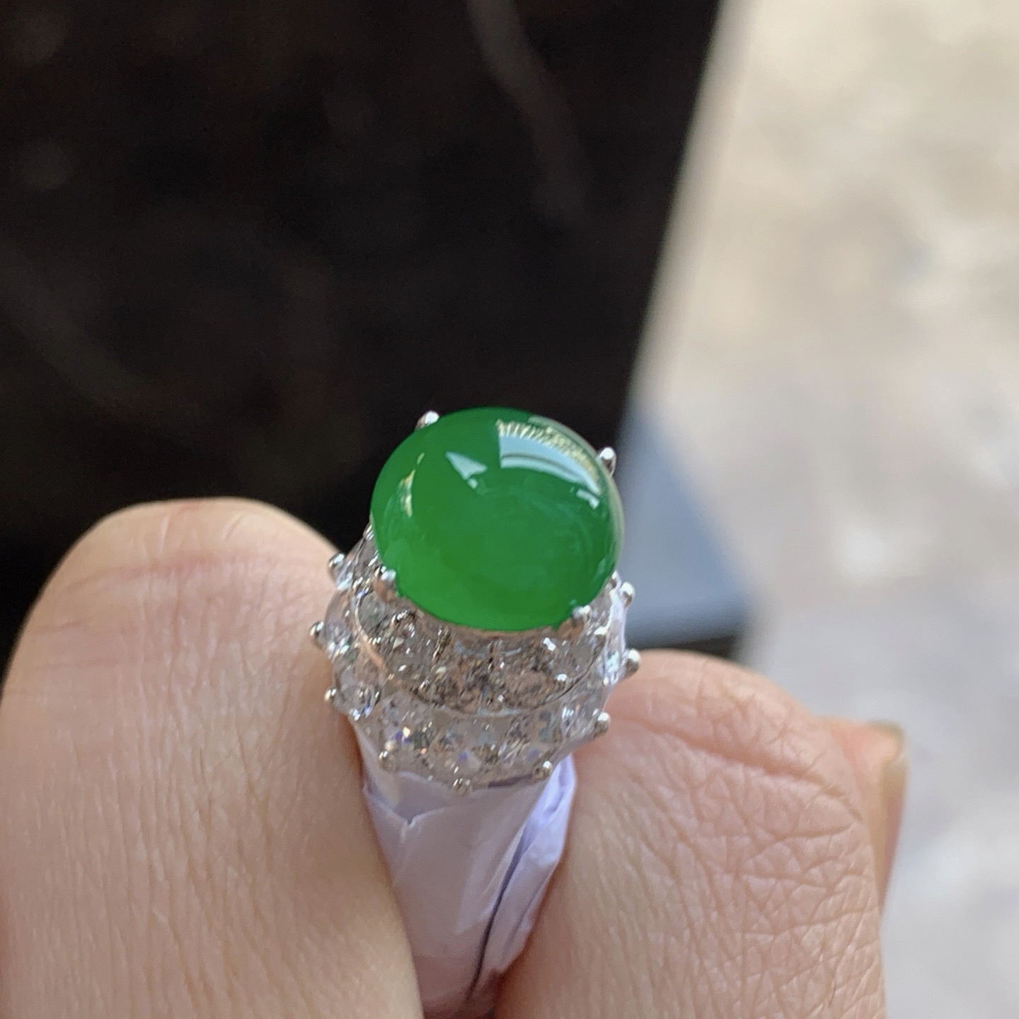 绿色戒面^_^鲜艳