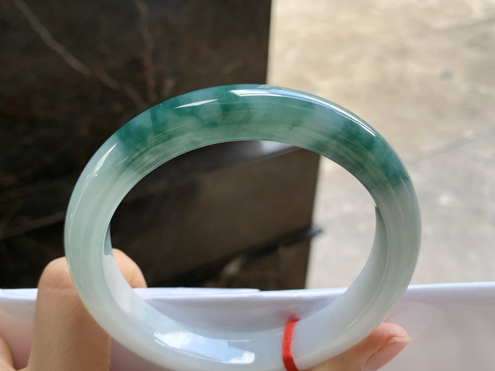 63-12-9.5

蓝花手镯^_^大圈 飘花浓郁