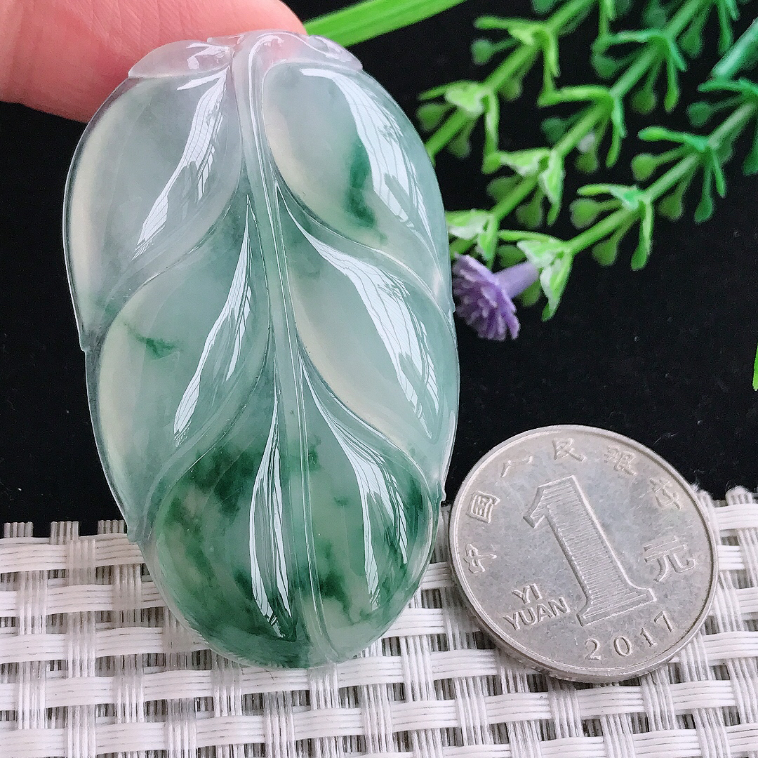 实拍A货翡翠54.8/33.5/6.2老坑冰润果冻胶冰飘花大叶子吊坠翡翠玉挂件