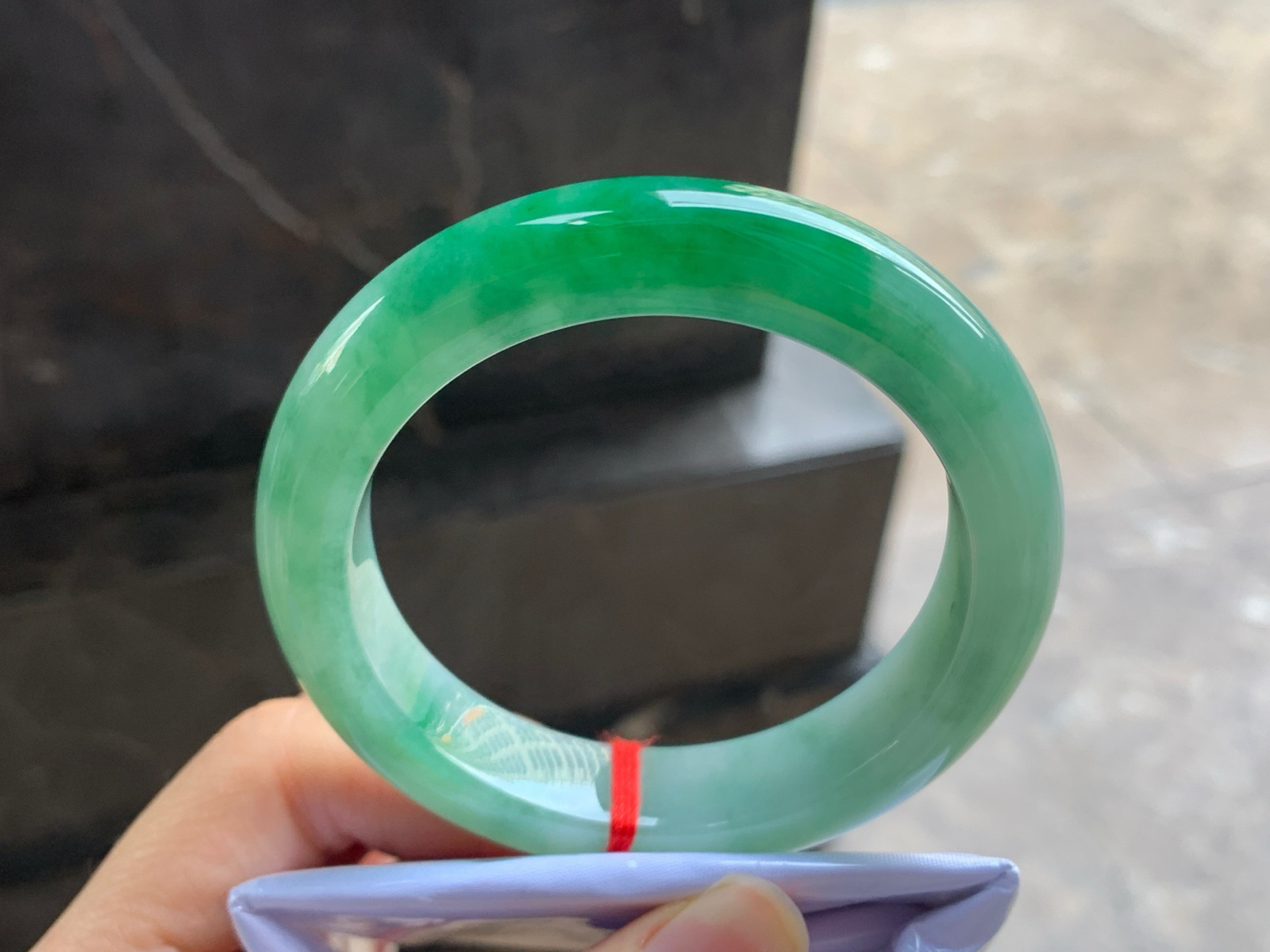 55-12.9-9.5

辣绿色手镯^_^鲜艳