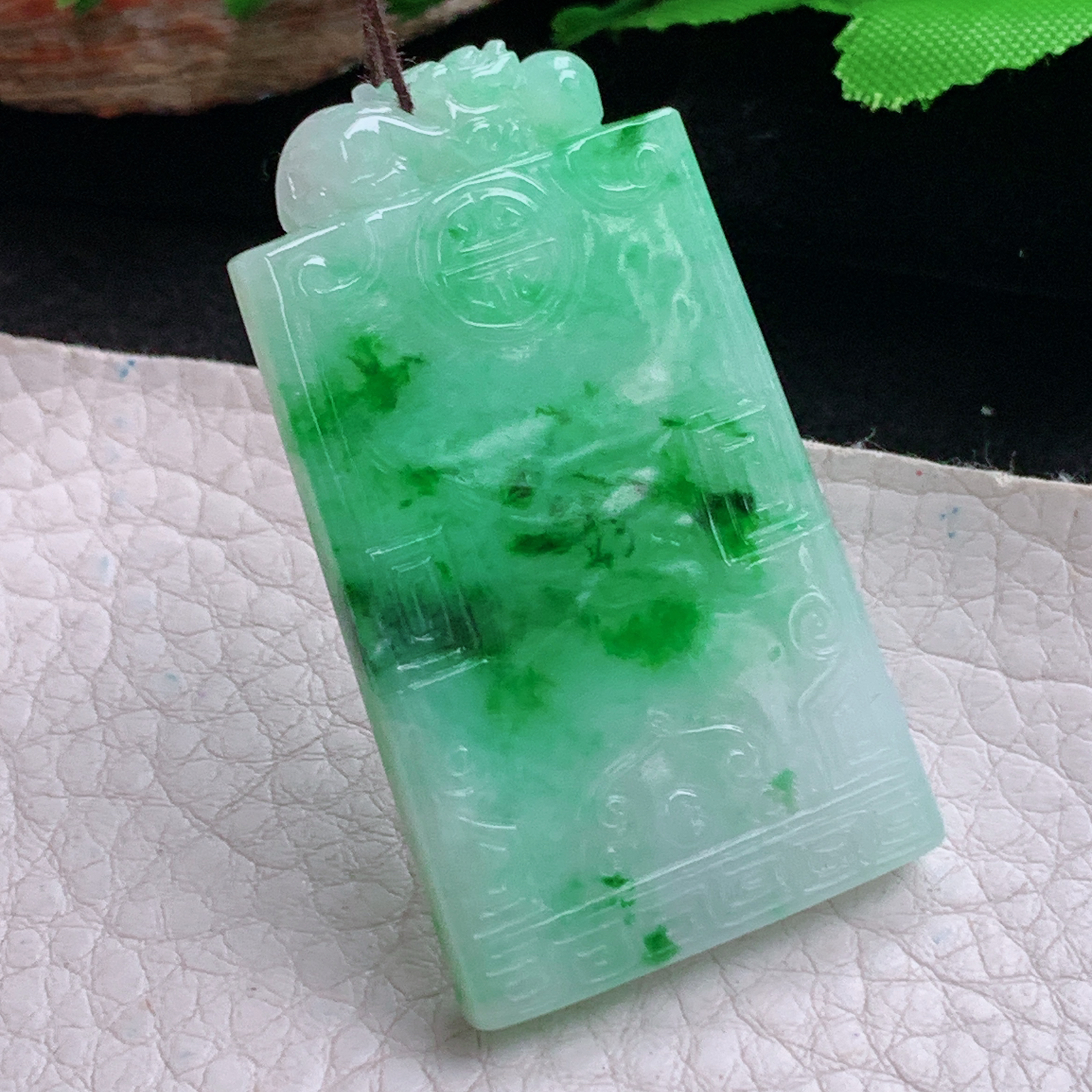 ktj实拍49.3*28.3*5.8天然缅甸翡翠飘阳绿平安无事牌吊坠四六牌男款素牌