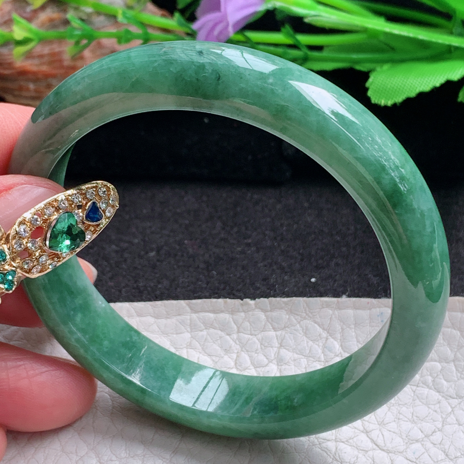 n实拍56*12*7.5平安镯 天然翡翠a货手镯水润满绿正圈玉镯子