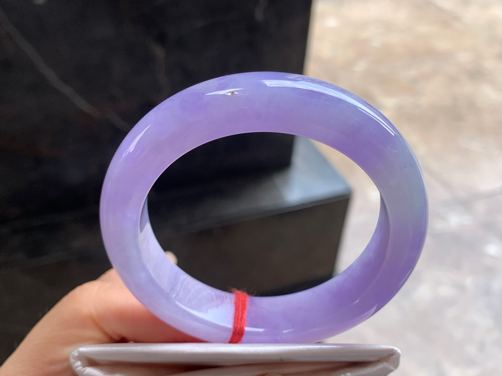 54.5-13.6-9.5mm

紫罗兰手镯^_^颜色鲜艳