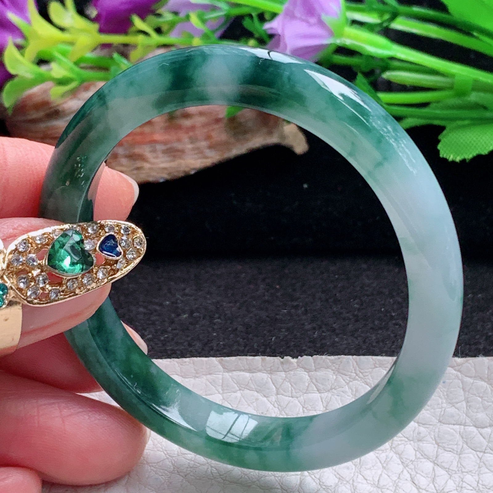 js小圈口53*46.3*8*6.4贵妃镯 天然翡翠a货手镯冰飘花秀气蛋形玉镯子