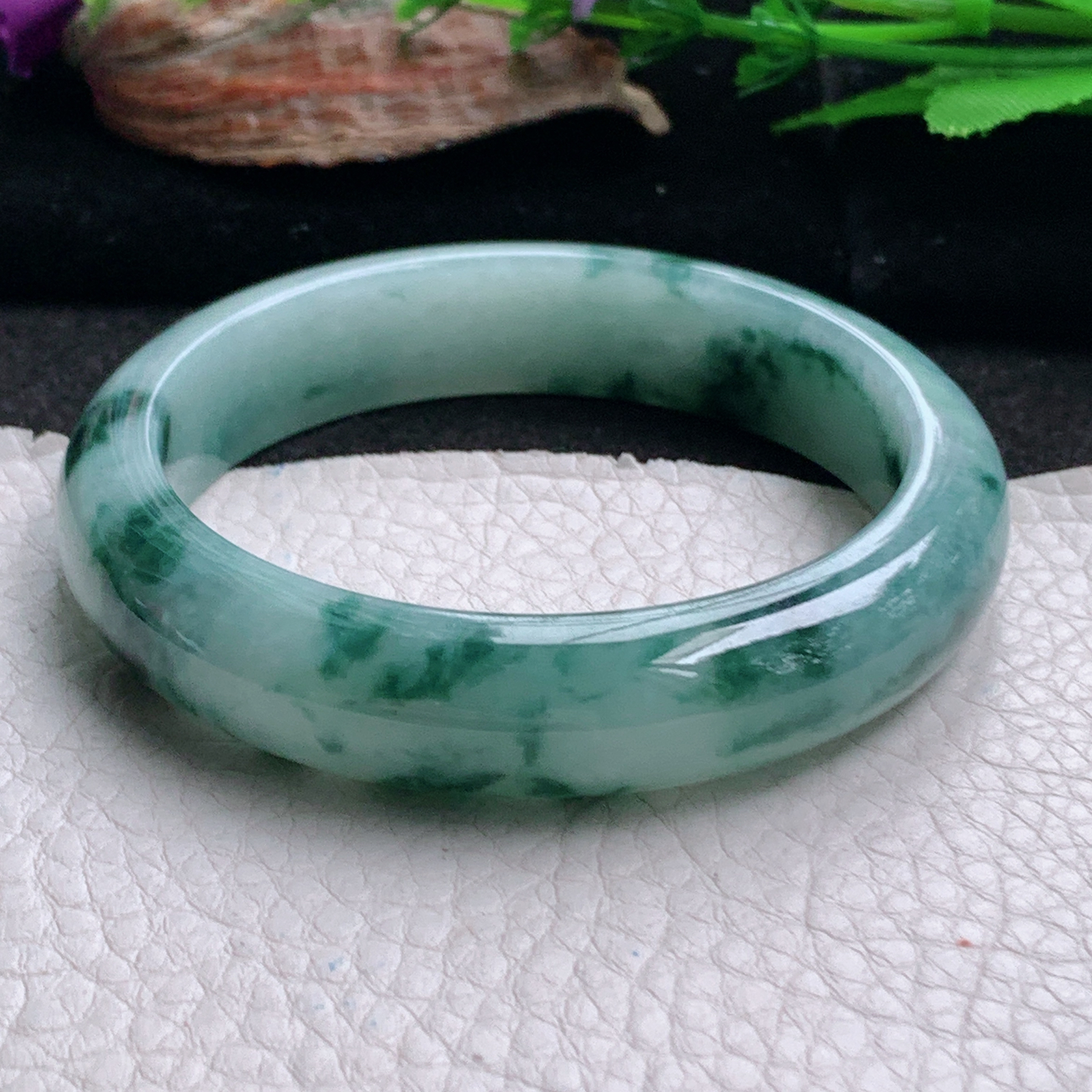 js实拍56.5*12*8平安镯 天然翡翠a货手镯冰飘花灵动正圈玉镯子