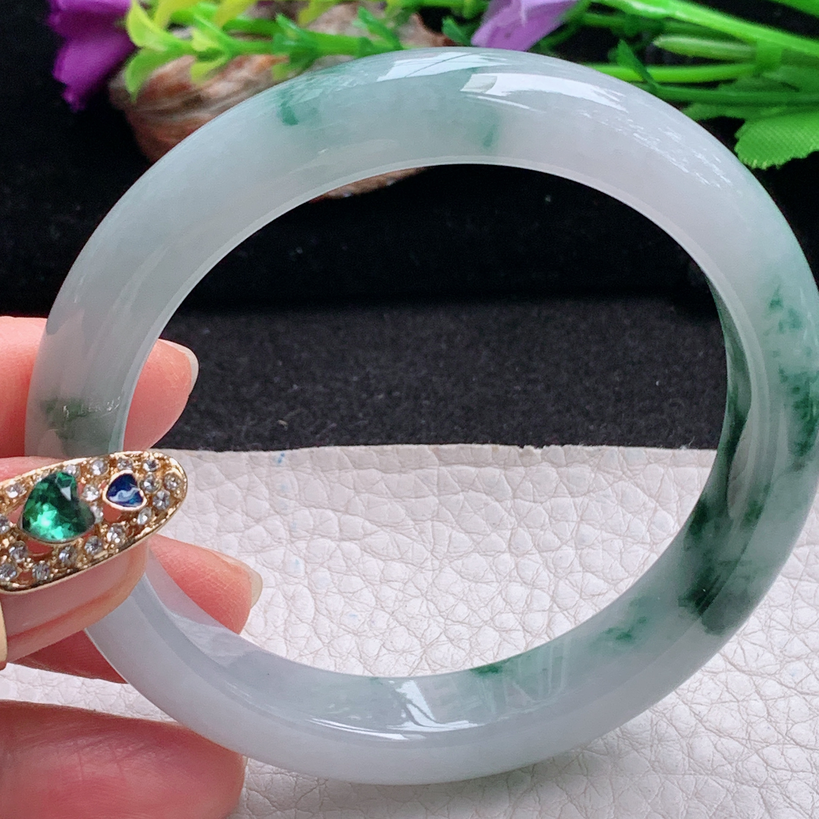 js实拍58*11.8*8.8平安镯 天然翡翠a货手镯冰飘花正圈玉镯子