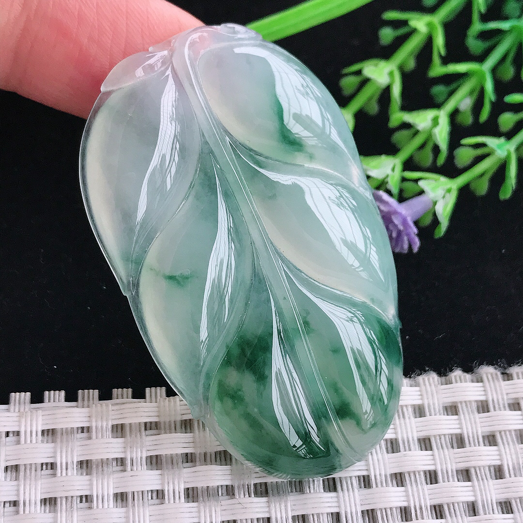 实拍A货翡翠54.8/33.5/6.2老坑冰润果冻胶冰飘花大叶子吊坠翡翠玉挂件